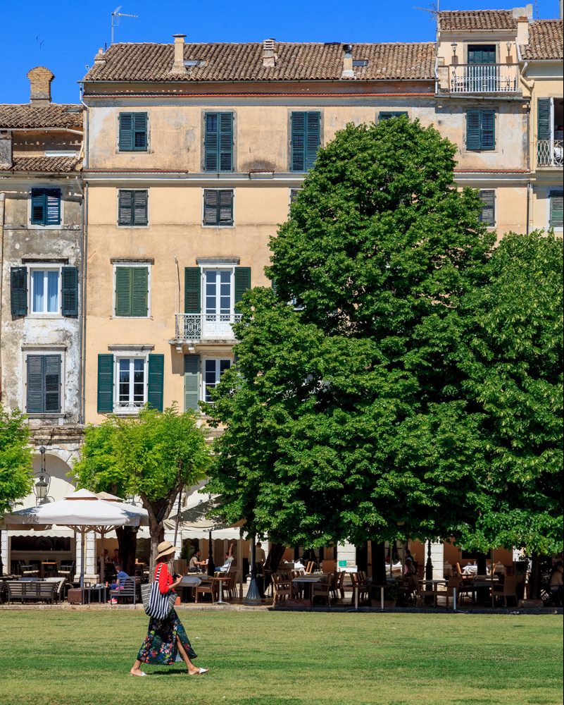 Private Professional Photoshoot Session in Corfu Town